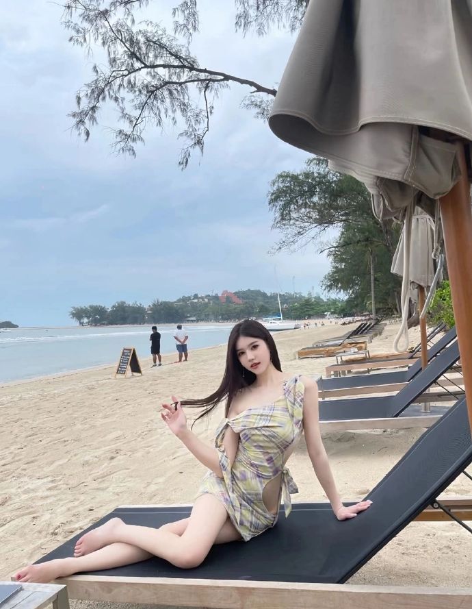 詹妮弗·加纳新剧凭什么是完美沙滩伴侣？八个女人一场周末就够了